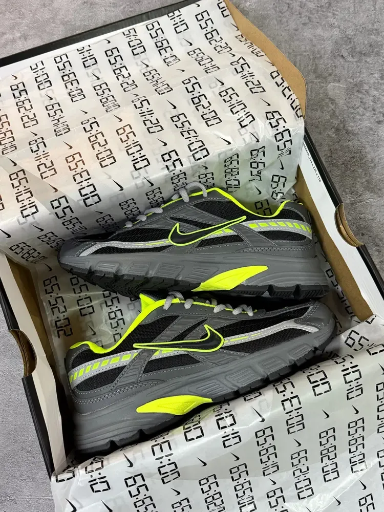 Nike "Initiador"