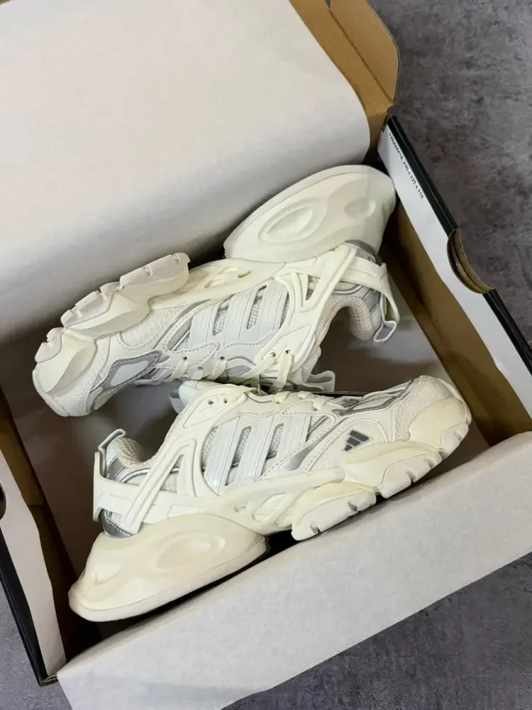 Adidas Delux "Cream"