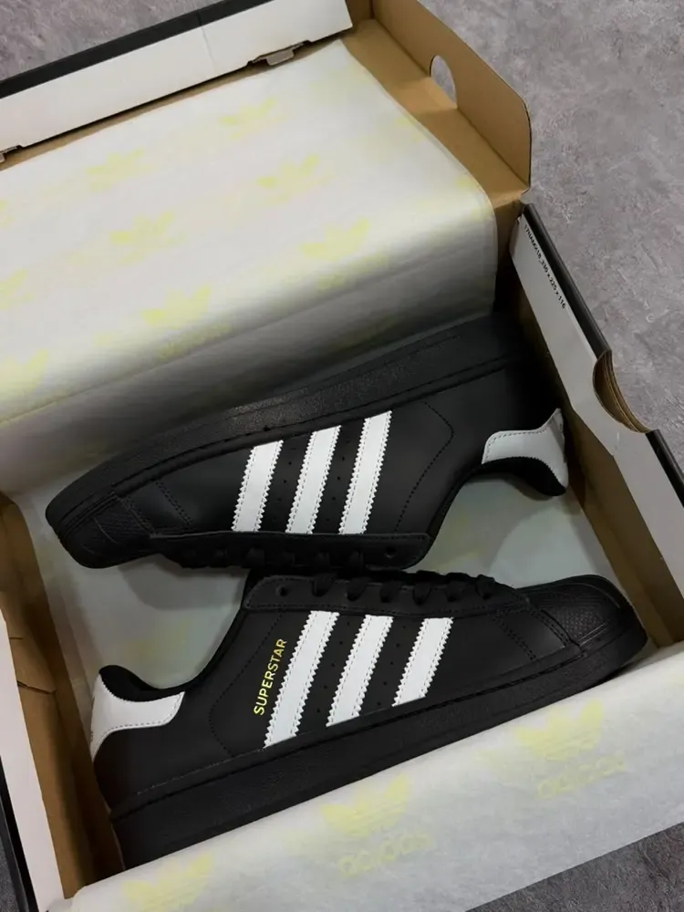 Superstar "Black White"