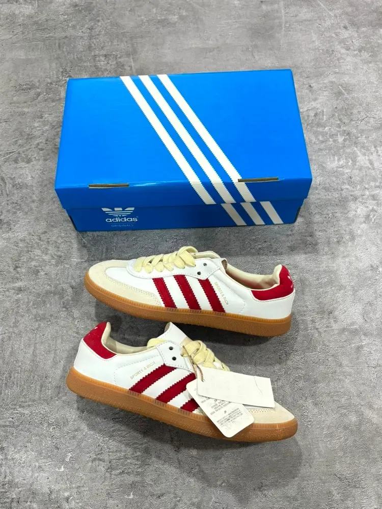 Adidas Samba “Red”