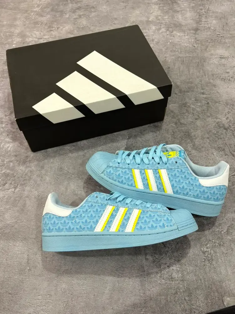 Adidas Superstar "School Boys"