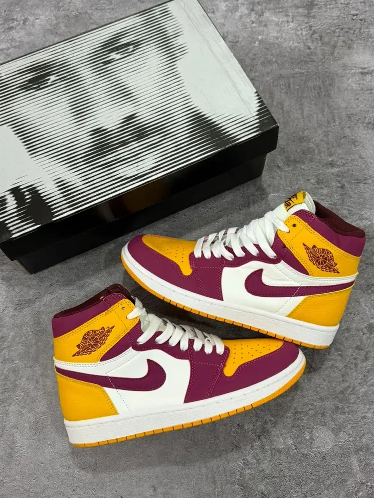 Jordan Retro 1 High OG "Brotherhood"