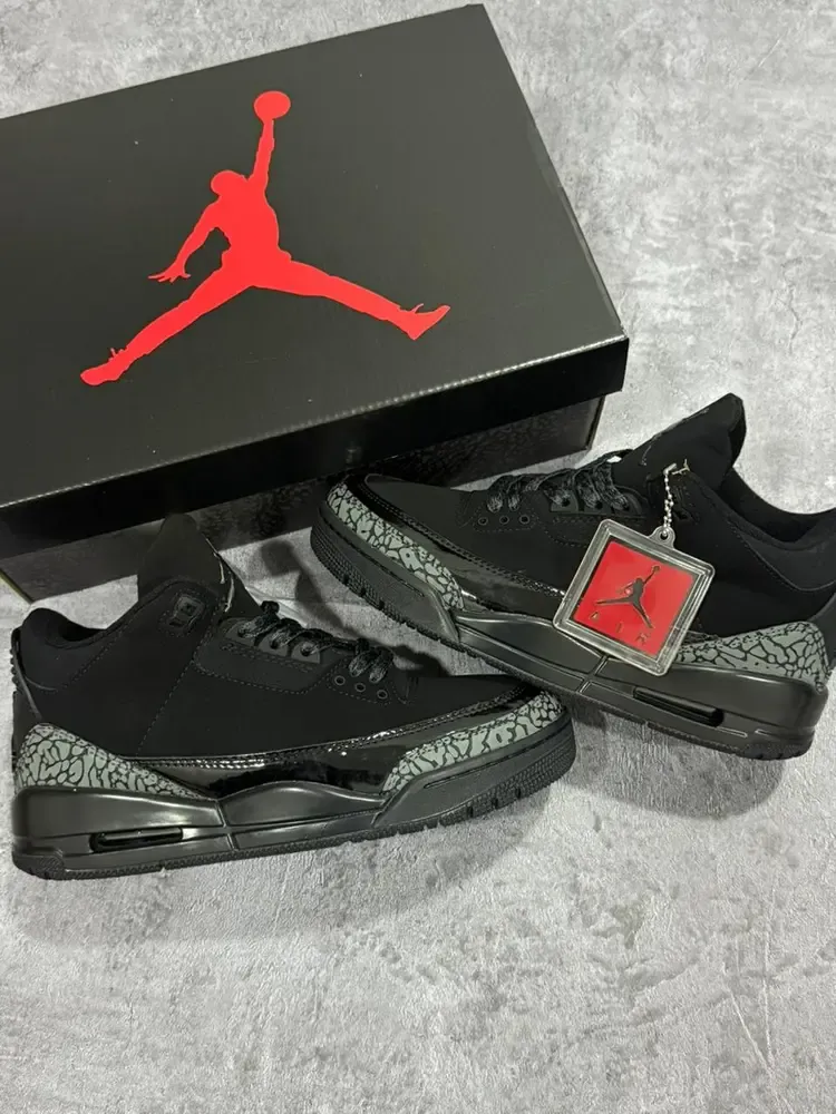 Jordan Retro 3 "Black Cat"