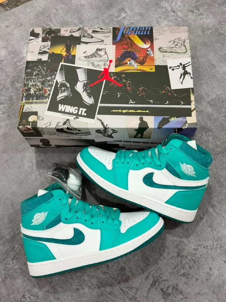 Jordan Retro 1 High "Bleached Turquoise"