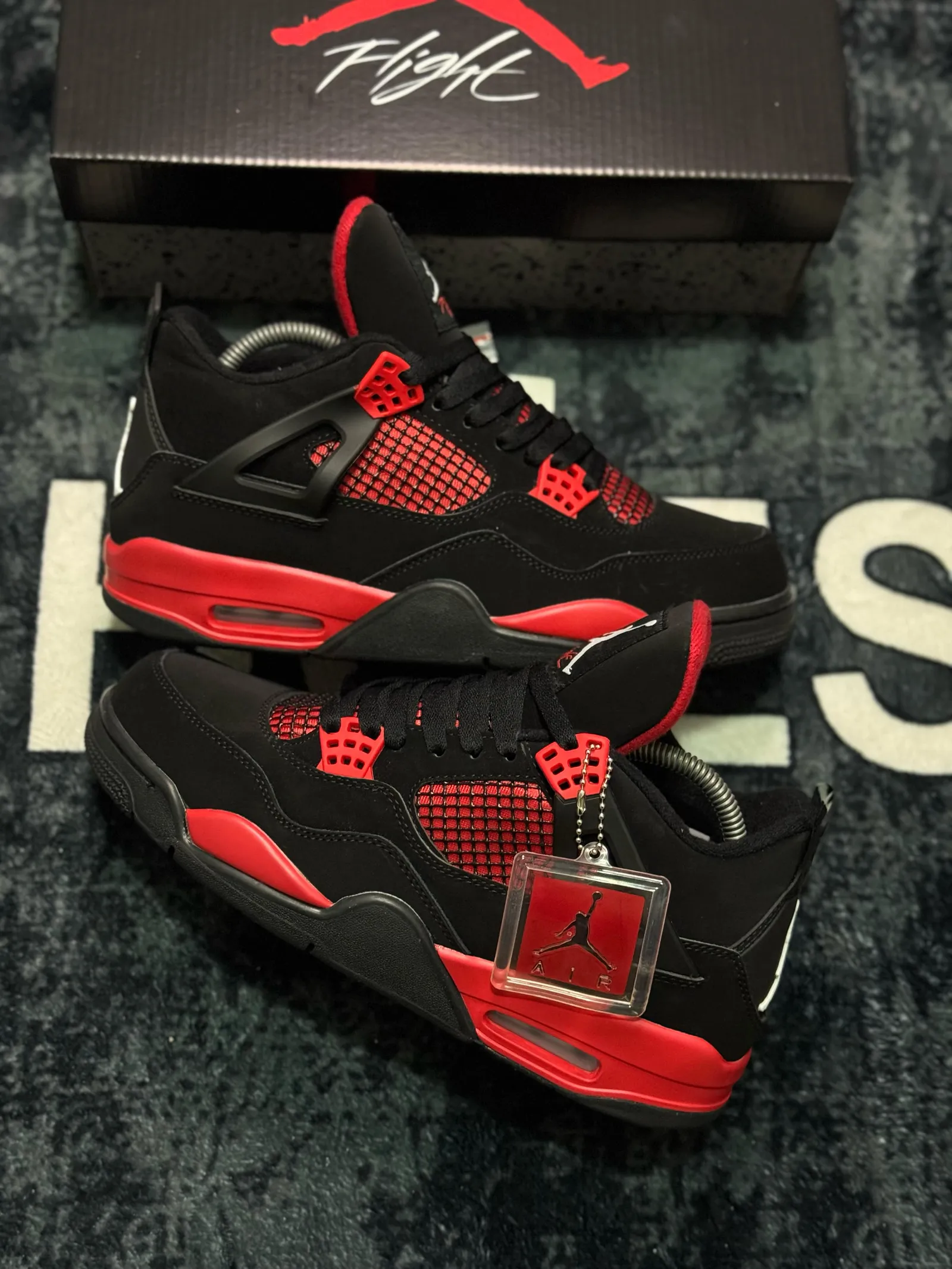 Jordan 4 Red Thunder